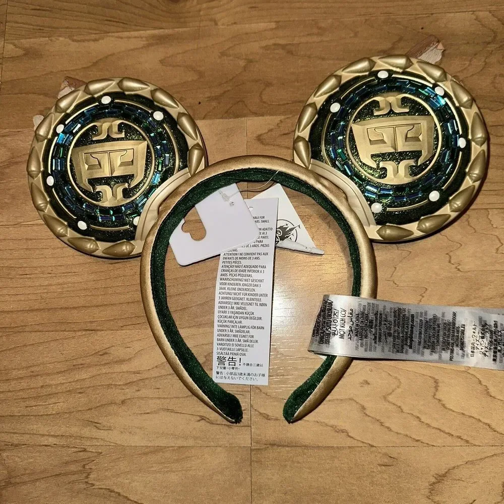 Disney parks mickey